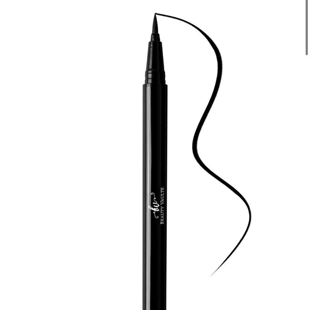 Beauty Vault Felt Tip Eyeliner in Black long wearing, waterproof clean lines new